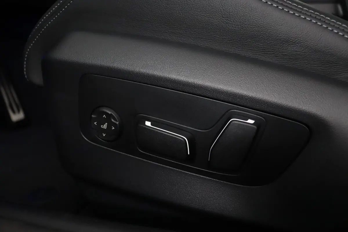 M5 | M Drivers Pack | Comfort Pack | Bowers & Wilkins | Panoramadak