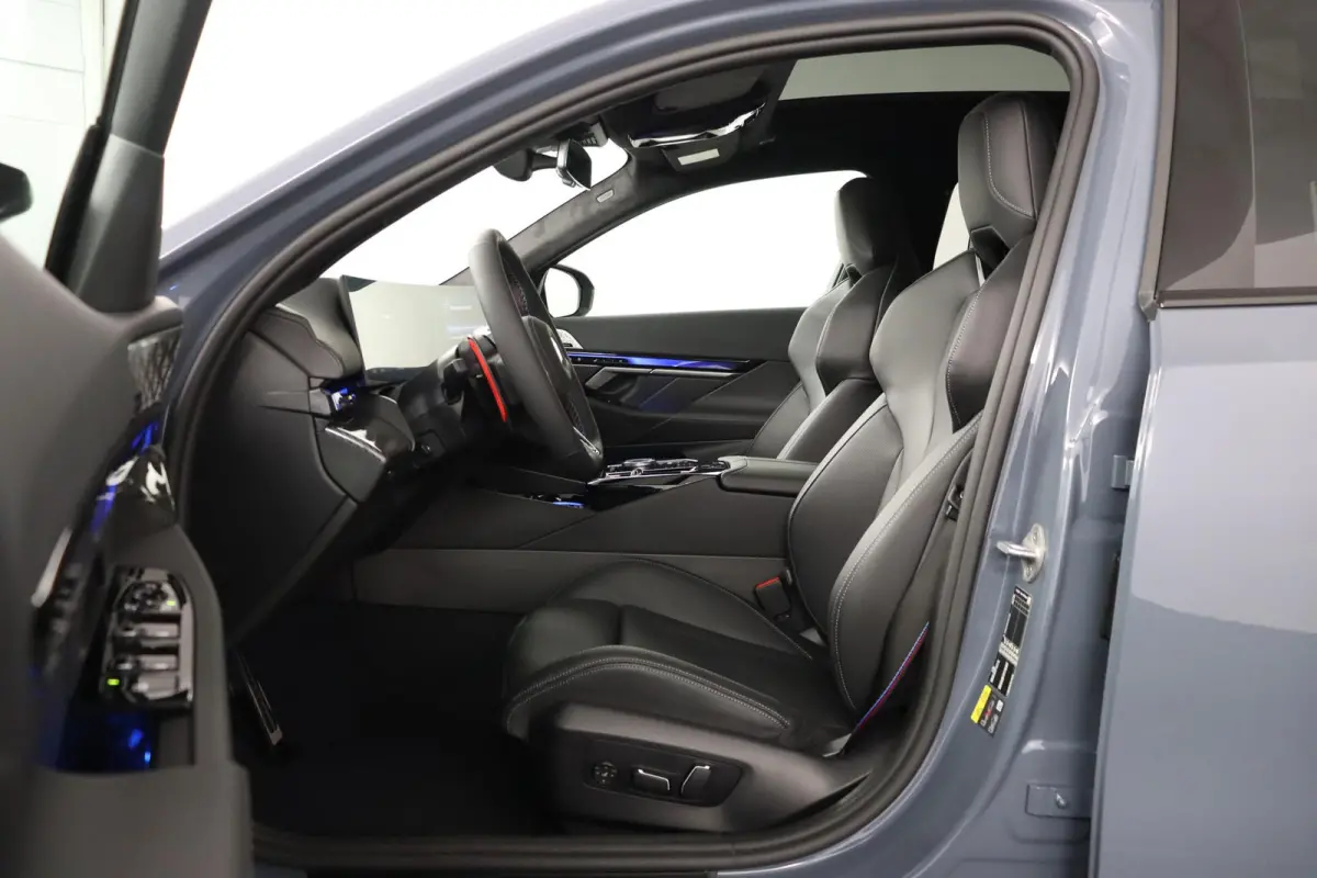M5 | M Drivers Pack | Comfort Pack | Bowers & Wilkins | Panoramadak