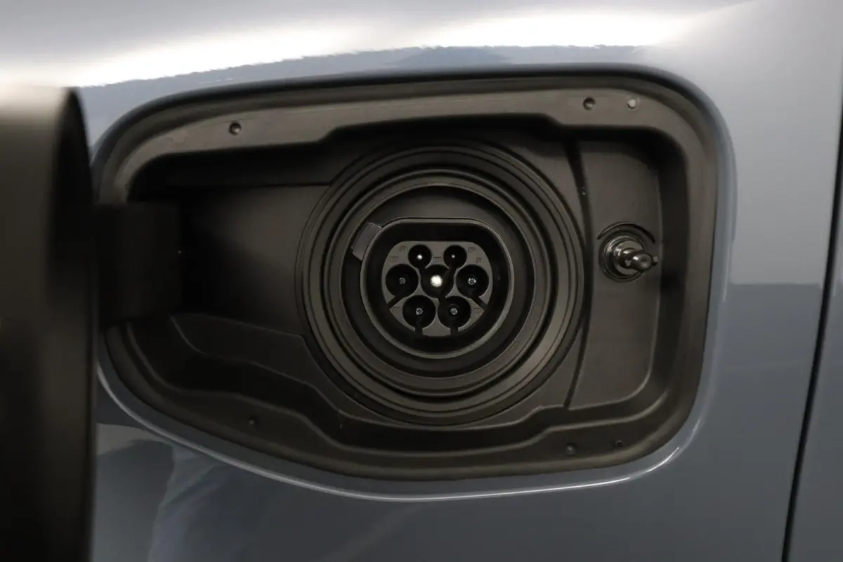 M5 | M Drivers Pack | Comfort Pack | Bowers & Wilkins | Panoramadak