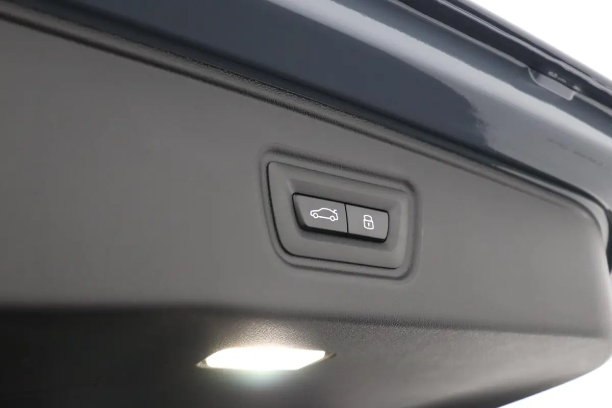 M5 | M Drivers Pack | Comfort Pack | Bowers & Wilkins | Panoramadak