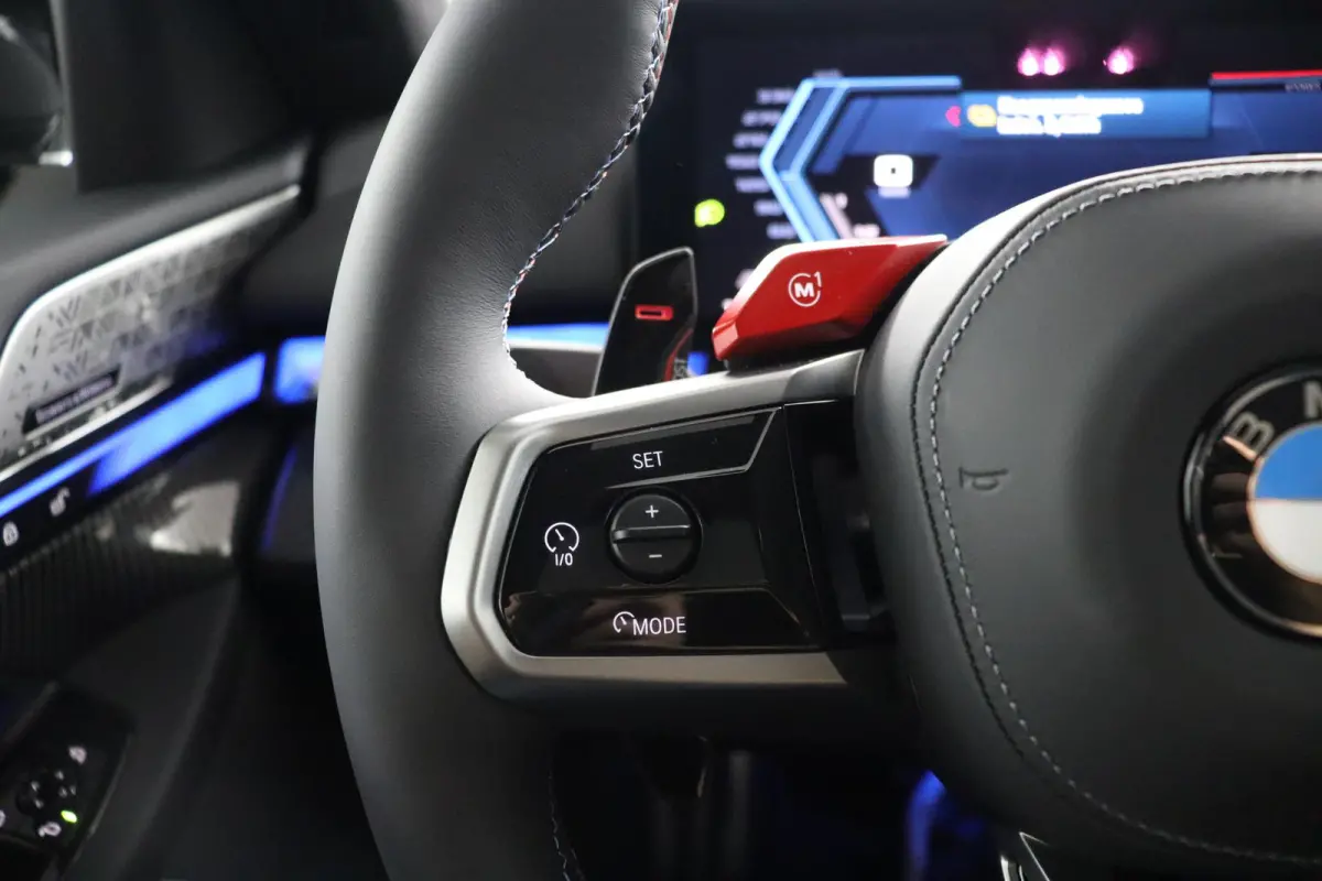 M5 | M Drivers Pack | Comfort Pack | Bowers & Wilkins | Panoramadak