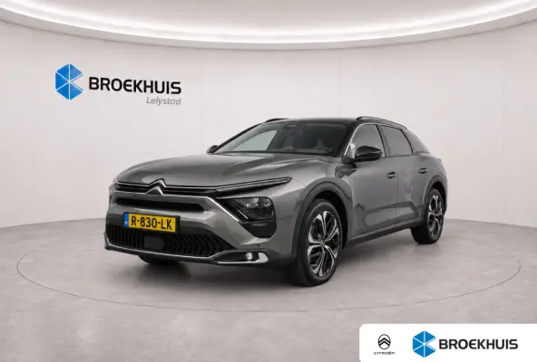 1.2 PURETECH 130PK BUSINESS PLUS AUTOMAAT / NAVI / LEDER / CLIMA / LED / PDC / CAMERA / 19" LMV / KEYLESS / HUD / ADAPT. CRUISECONTROL / NIEUWSTAAT !!