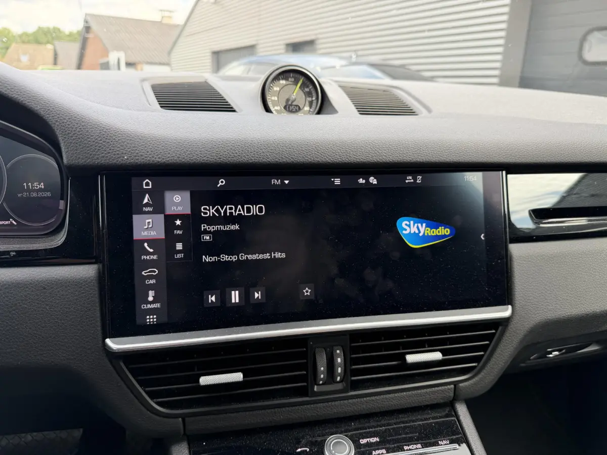 3.0 E-Hybrid Sport Chrono | Panoramadak | Camera | Bose | Elektrische Trekhaak | Elektrische Achterklep |
