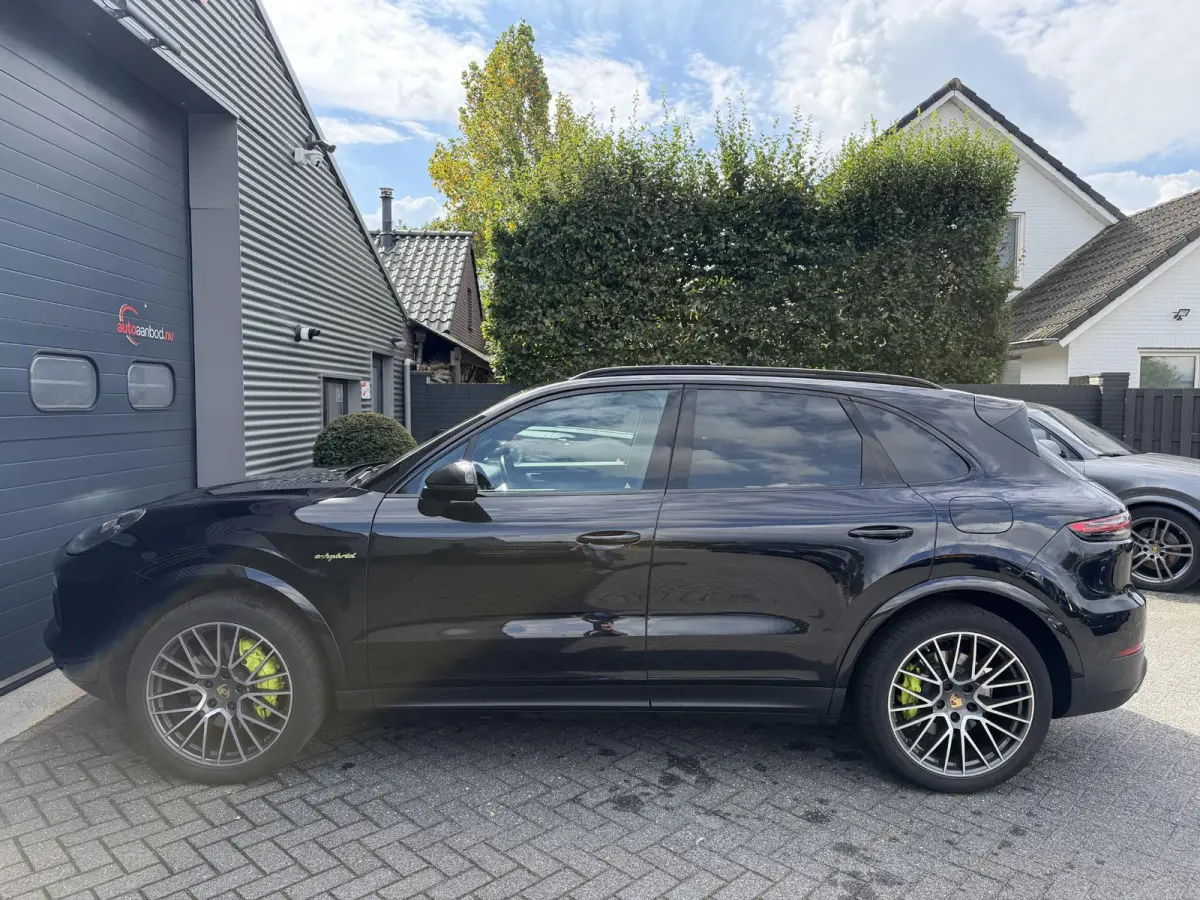 3.0 E-Hybrid Sport Chrono | Panoramadak | Camera | Bose | Elektrische Trekhaak | Elektrische Achterklep |