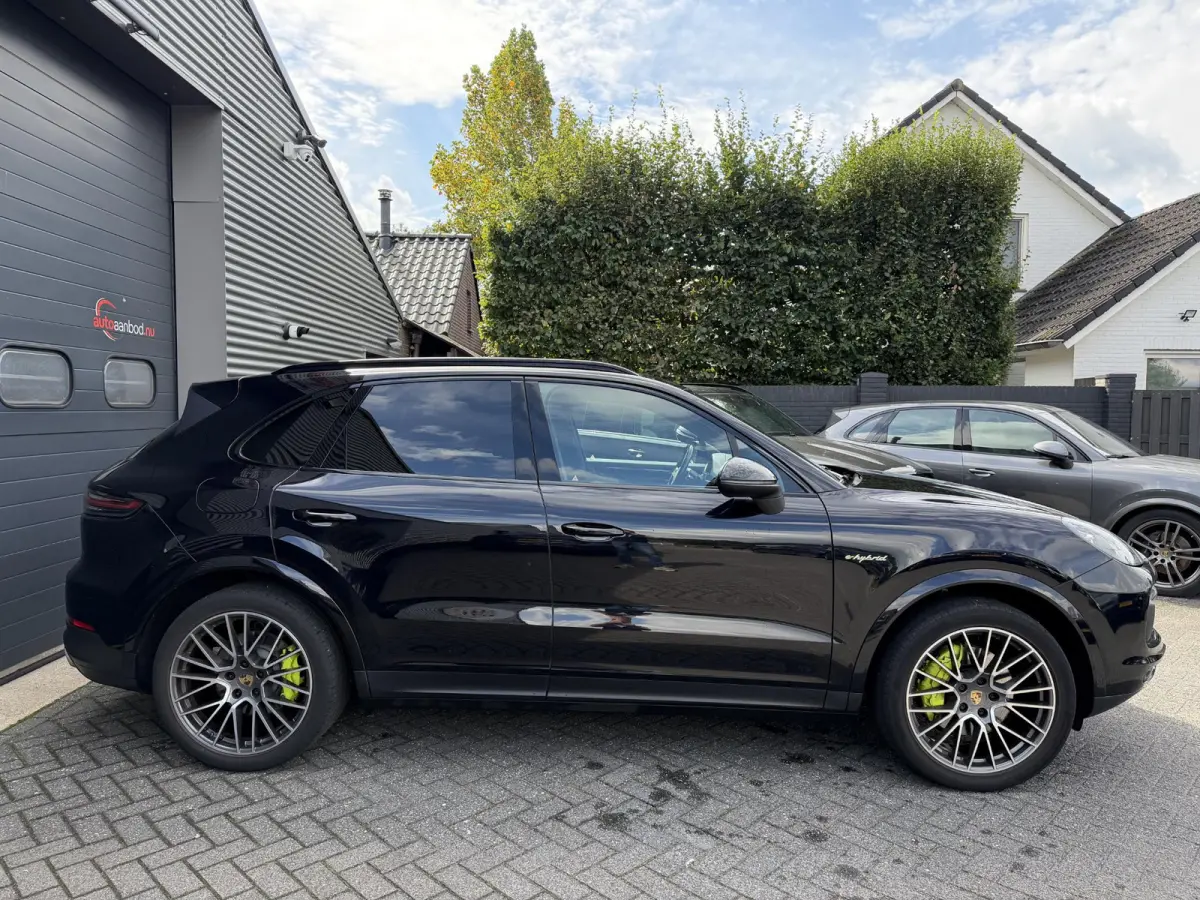 3.0 E-Hybrid Sport Chrono | Panoramadak | Camera | Bose | Elektrische Trekhaak | Elektrische Achterklep |