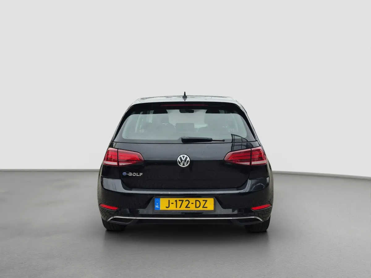 E-DITION | 91,25% SoH | Warmtepomp | LED | Adaptieve CC | Parkeersensoren | Full map navigatie | Carplay/android auto |