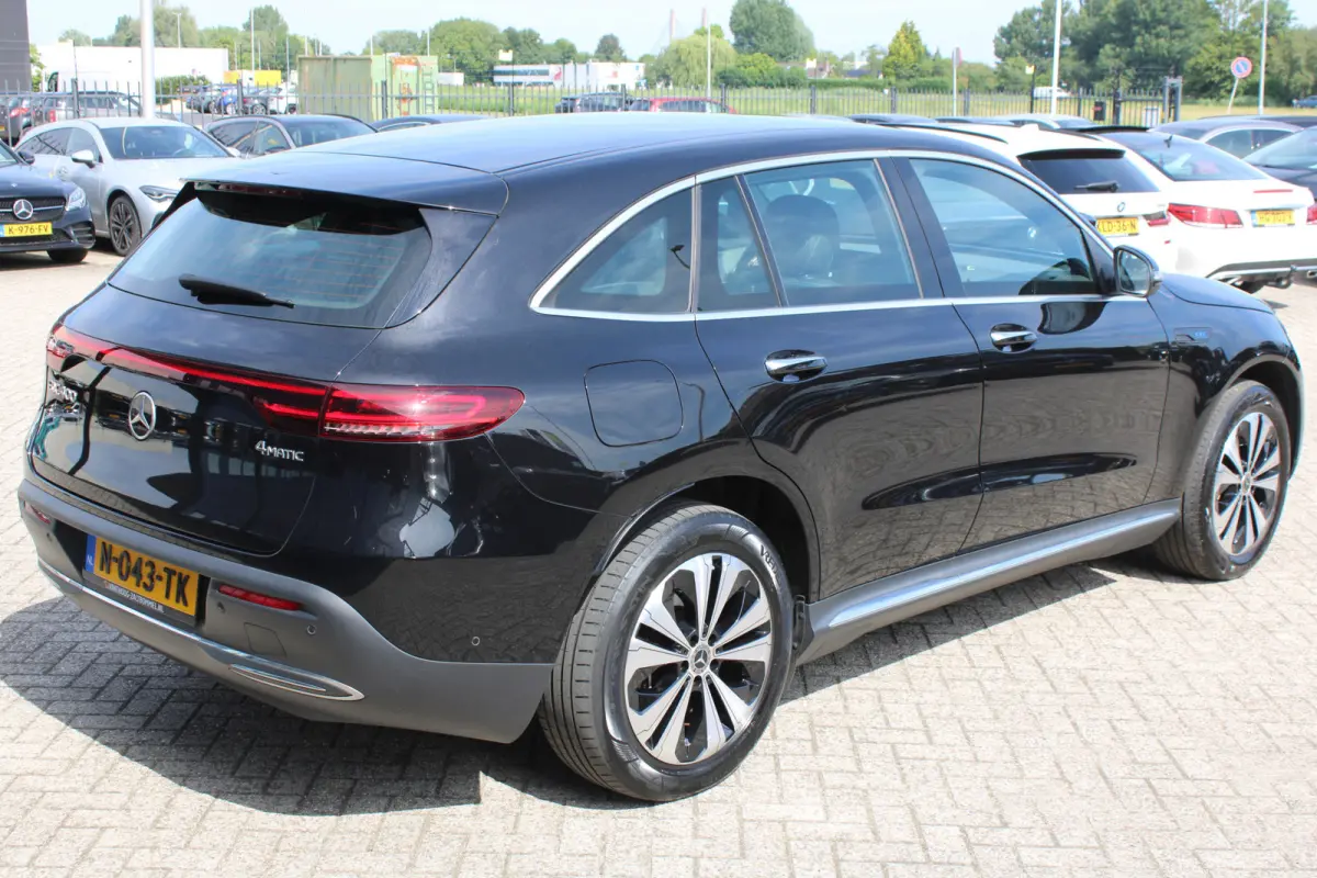 400 4MATIC Business Solution 80 kWh <<MARGE>> LEDER DISTRONIC KEY-LESS GO