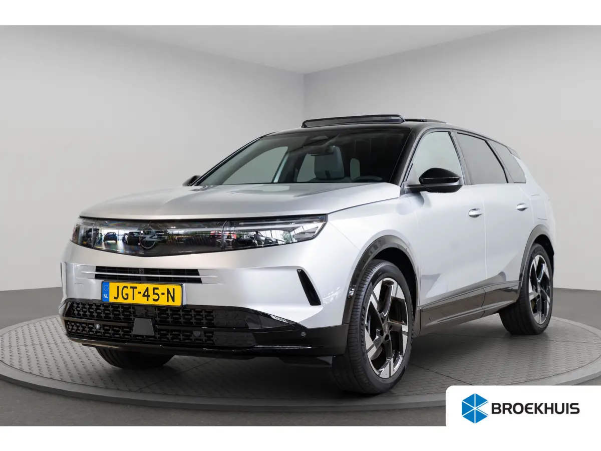 1.6 Turbo Plug-in-Hybrid GS | Tot 8 Jaar Garantie | Panoramdak | 20 Inch LM | Focal Sound | Elektrische Achterklep | Navigatie |