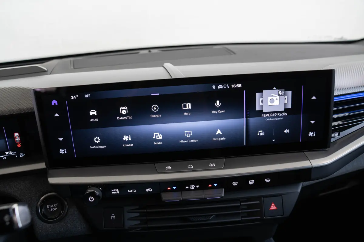 1.6 Turbo Plug-in-Hybrid GS | Tot 8 Jaar Garantie | Panoramdak | 20 Inch LM | Focal Sound | Elektrische Achterklep | Navigatie |