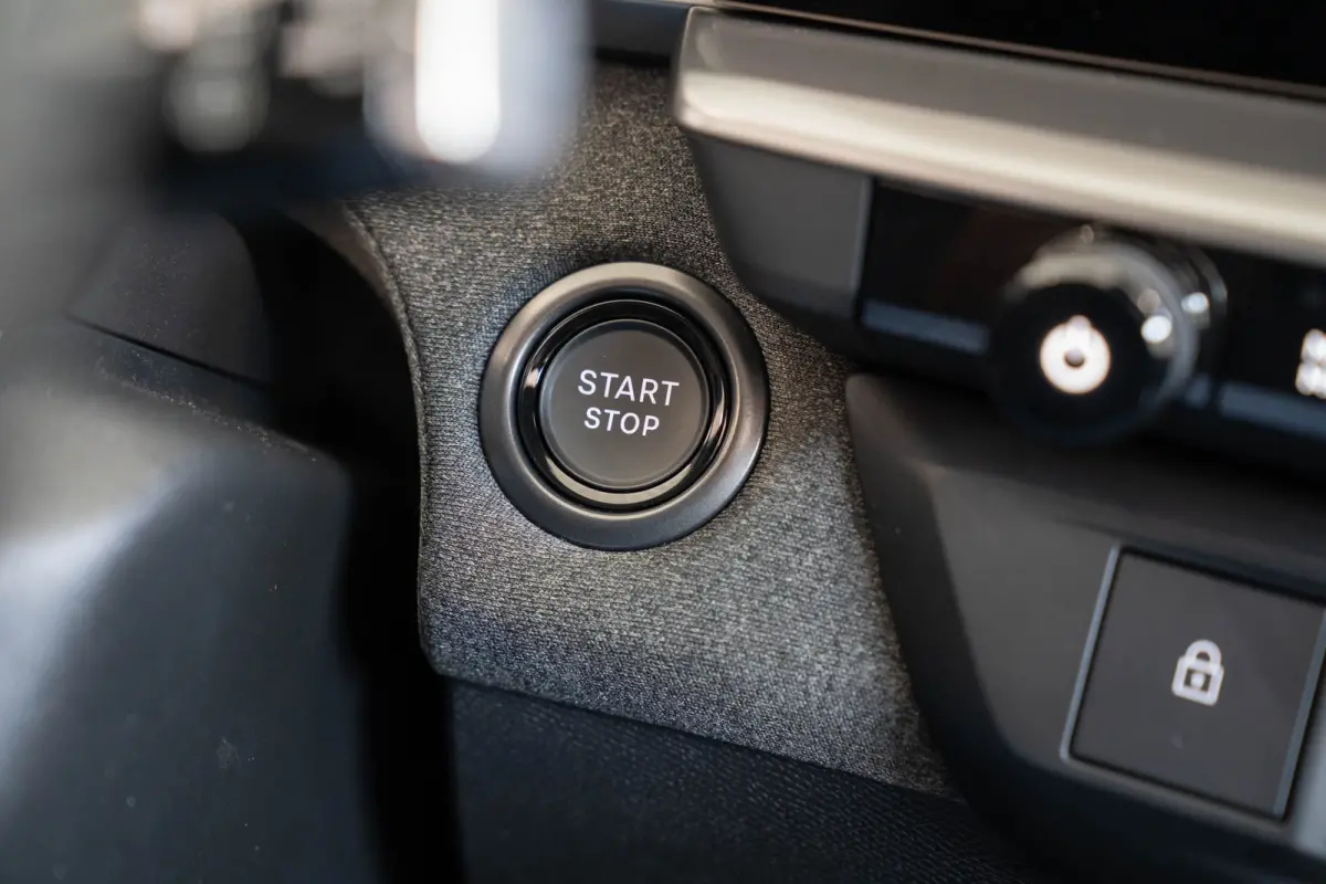 1.6 Turbo Plug-in-Hybrid GS | Tot 8 Jaar Garantie | Panoramdak | 20 Inch LM | Focal Sound | Elektrische Achterklep | Navigatie |