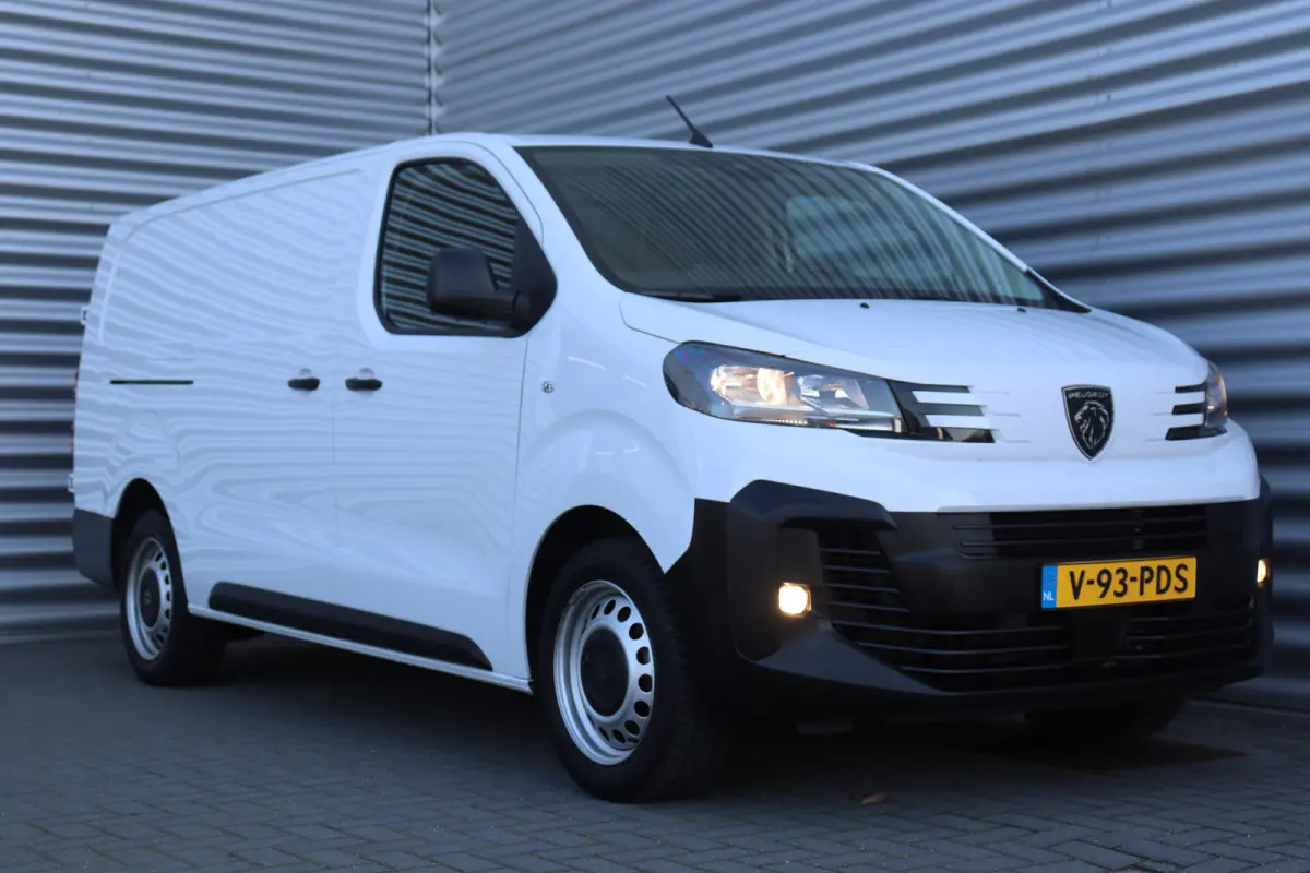 2.0 BLUEHDI 145PK L3H1 AUTOMAAT / NAVI / AIRCO / LED / PDC / CAMERA / BPM VRIJ / BETIMMERING / WINTERPAKKET / 1E EIGENAAR !!