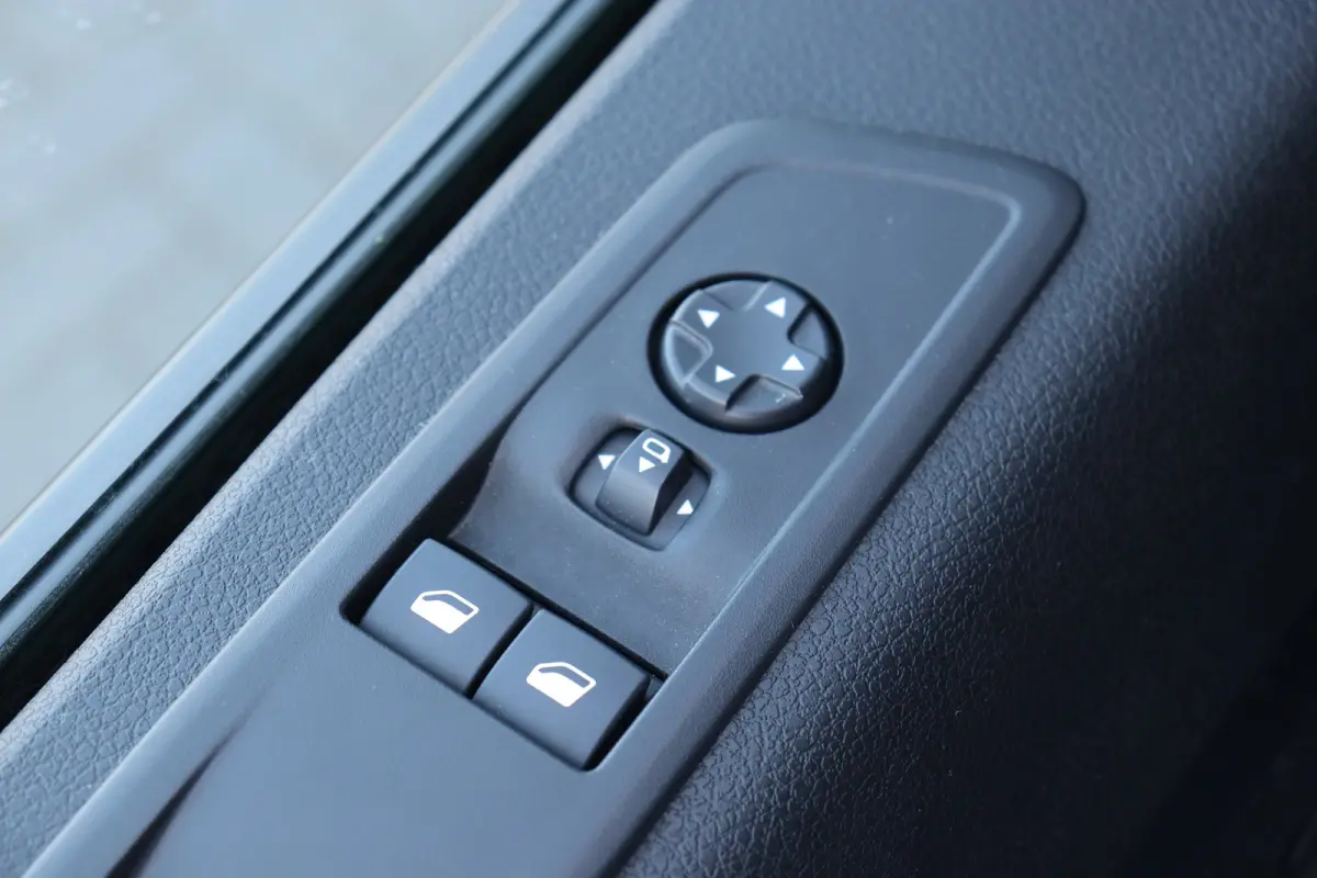 2.0 BLUEHDI 145PK L3H1 AUTOMAAT / NAVI / AIRCO / LED / PDC / CAMERA / BPM VRIJ / BETIMMERING / WINTERPAKKET / 1E EIGENAAR !!