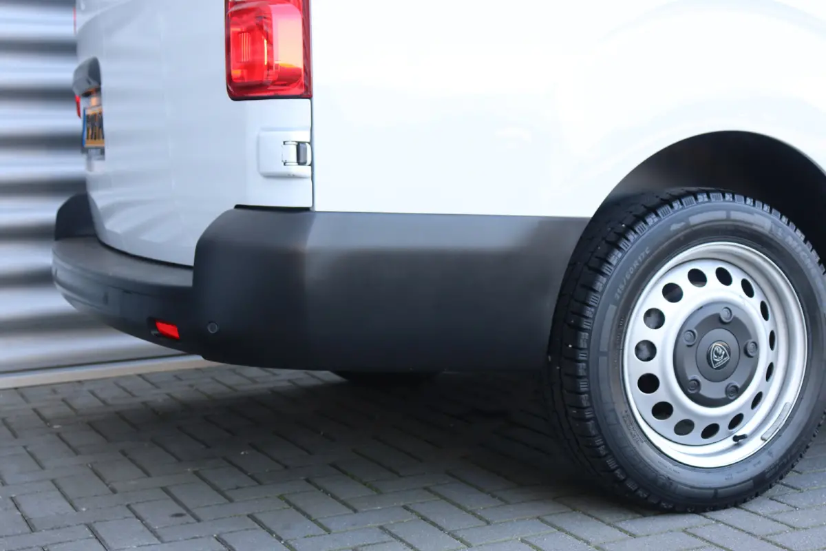 2.0 BLUEHDI 145PK L3H1 AUTOMAAT / NAVI / AIRCO / LED / PDC / CAMERA / BPM VRIJ / BETIMMERING / WINTERPAKKET / 1E EIGENAAR !!