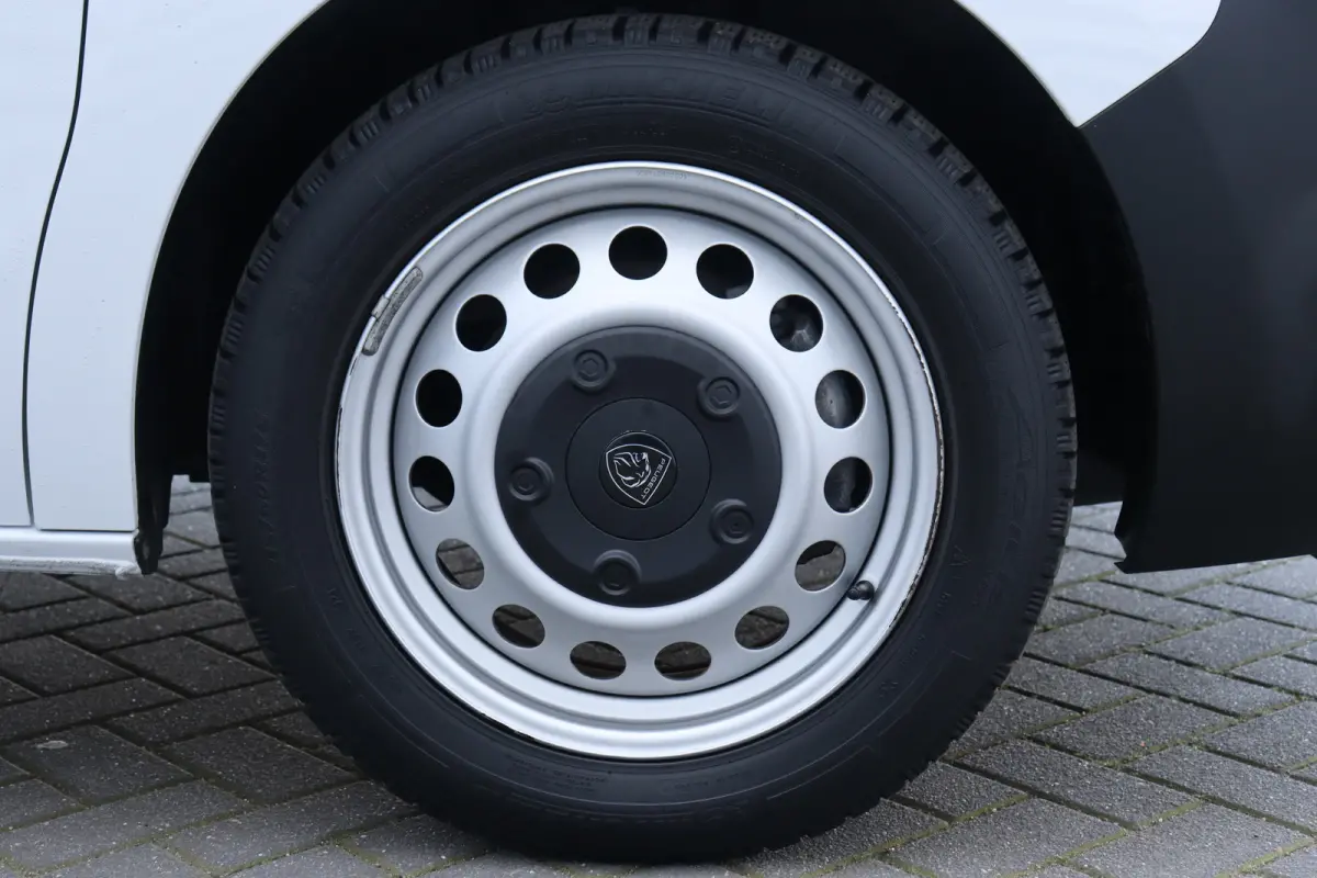 2.0 BLUEHDI 145PK L3H1 AUTOMAAT / NAVI / AIRCO / LED / PDC / CAMERA / BPM VRIJ / BETIMMERING / WINTERPAKKET / 1E EIGENAAR !!