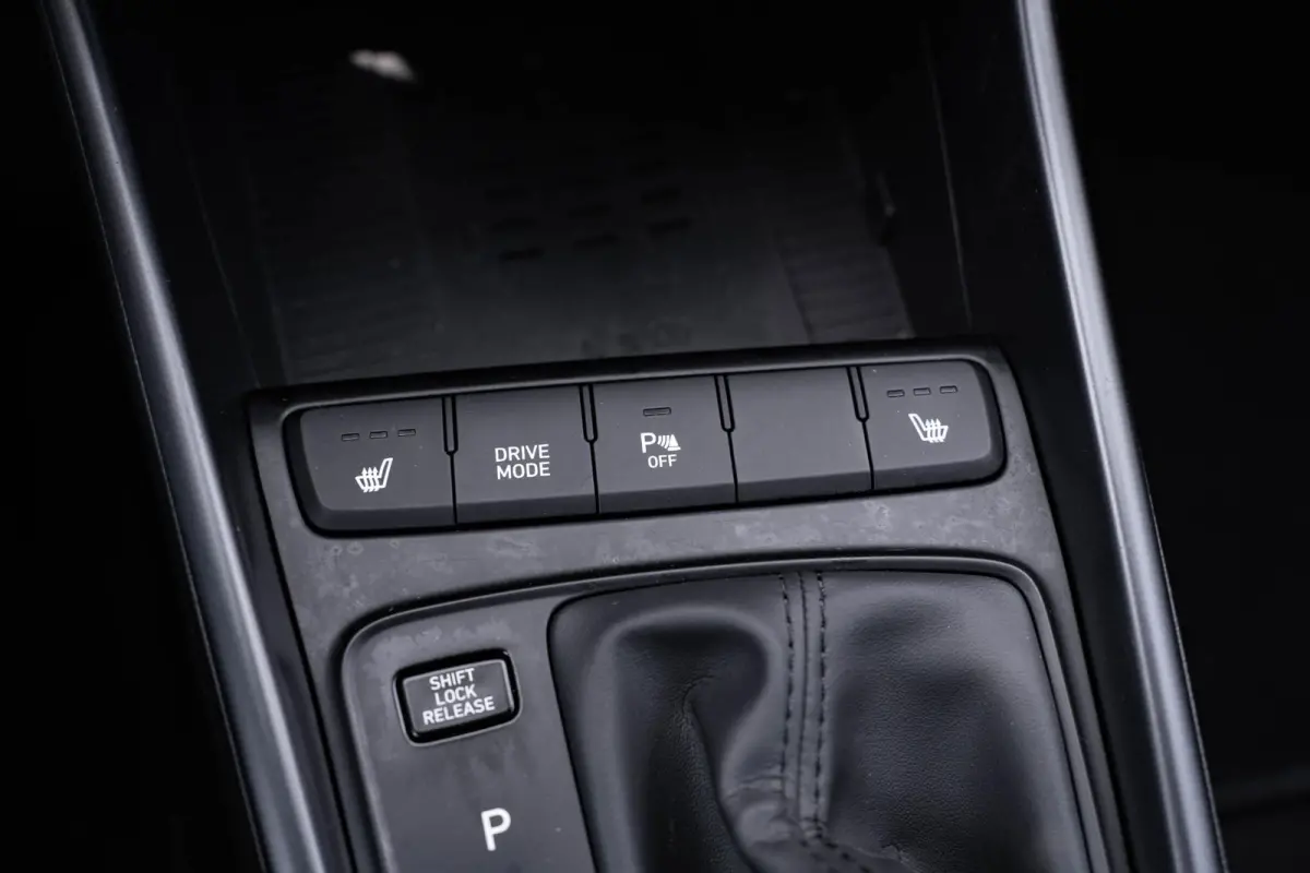 1.0 T-GDI Trend Mild Hybrid Apple Carplay Camera Stoelverwarming PDC Afneembare trekhaak