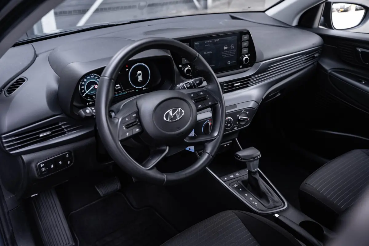 1.0 T-GDI Trend Mild Hybrid Apple Carplay Camera Stoelverwarming PDC Afneembare trekhaak