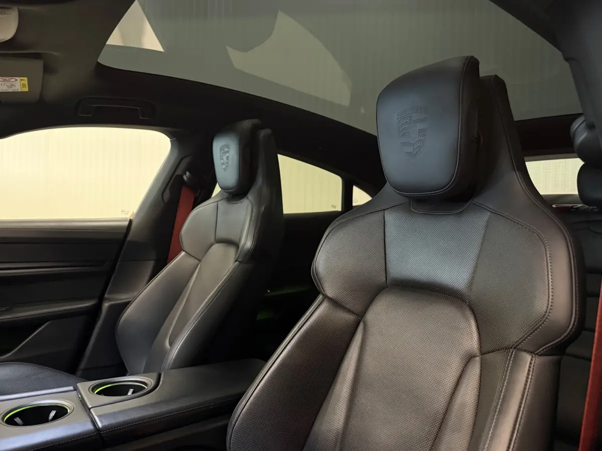 4S Performance 84 kWh | NAP | SPORT CHRONO | ZONNEDAK | BOSE AUDIO