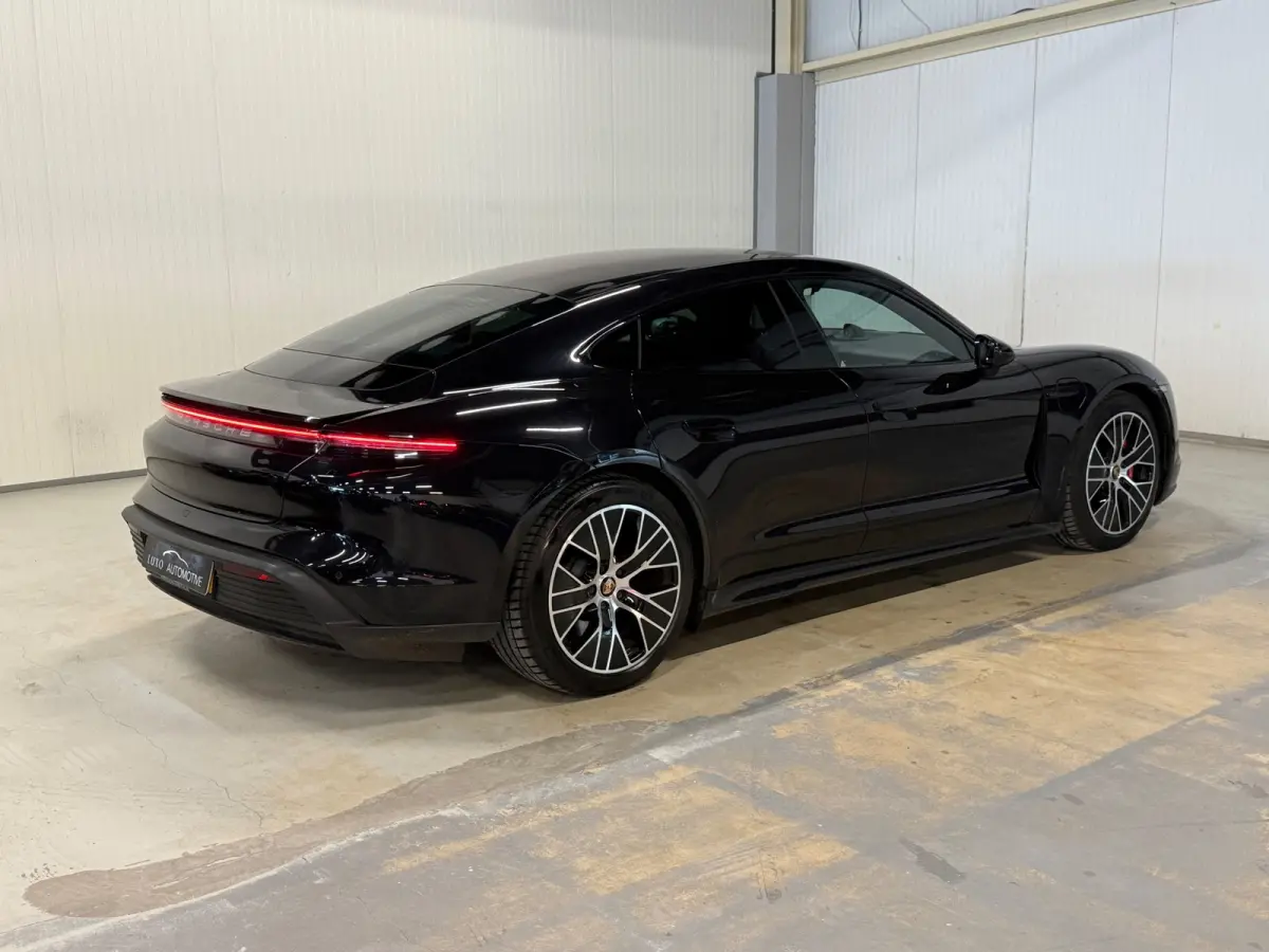 4S Performance 84 kWh | NAP | SPORT CHRONO | ZONNEDAK | BOSE AUDIO
