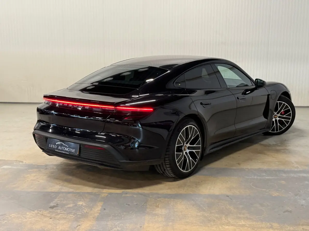 4S Performance 84 kWh | NAP | SPORT CHRONO | ZONNEDAK | BOSE AUDIO
