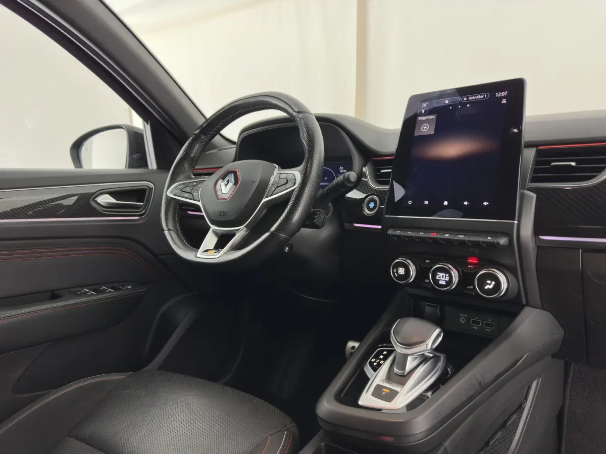 1.6 E-Tech Hybrid 145 R.S. Line (INCL-BTW) Aut. *LEATHER | FULL-LED | BLINDSPOT | CAMERA | BOSE-AUDIO | HEATED-SPORTSEATS | KEYLESS | AMBIENTLIGHT | DIGI-COCKPIT | PRIVACY-GLASS | NAVI-FULLM