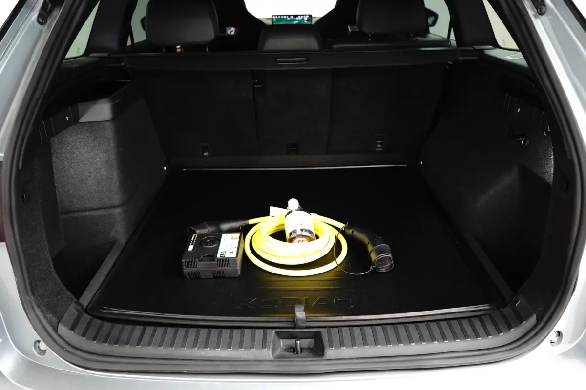 1.5 TSI PHEV Sportline Business | Achteruitrijcamera | Cruise control adaptief | Elektrisch verstelb. bestuurdersstoel met geheugen