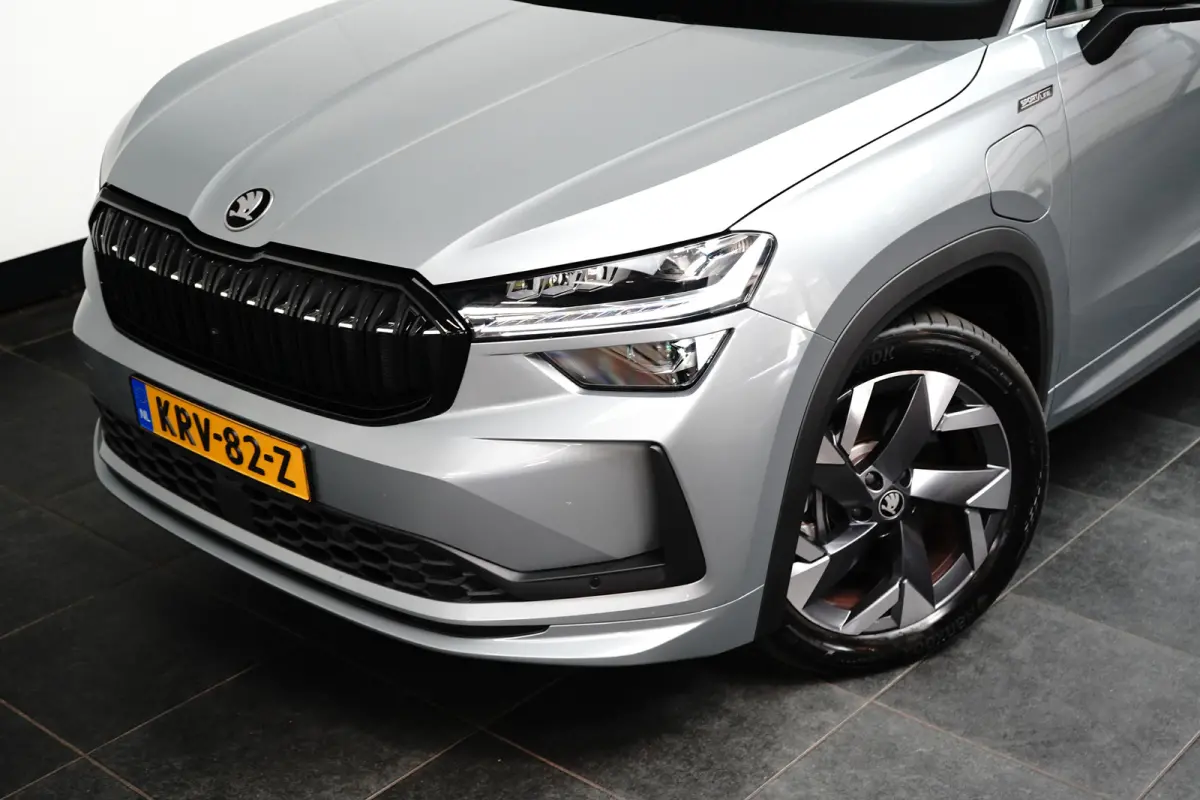 1.5 TSI PHEV Sportline Business | Achteruitrijcamera | Cruise control adaptief | Elektrisch verstelb. bestuurdersstoel met geheugen