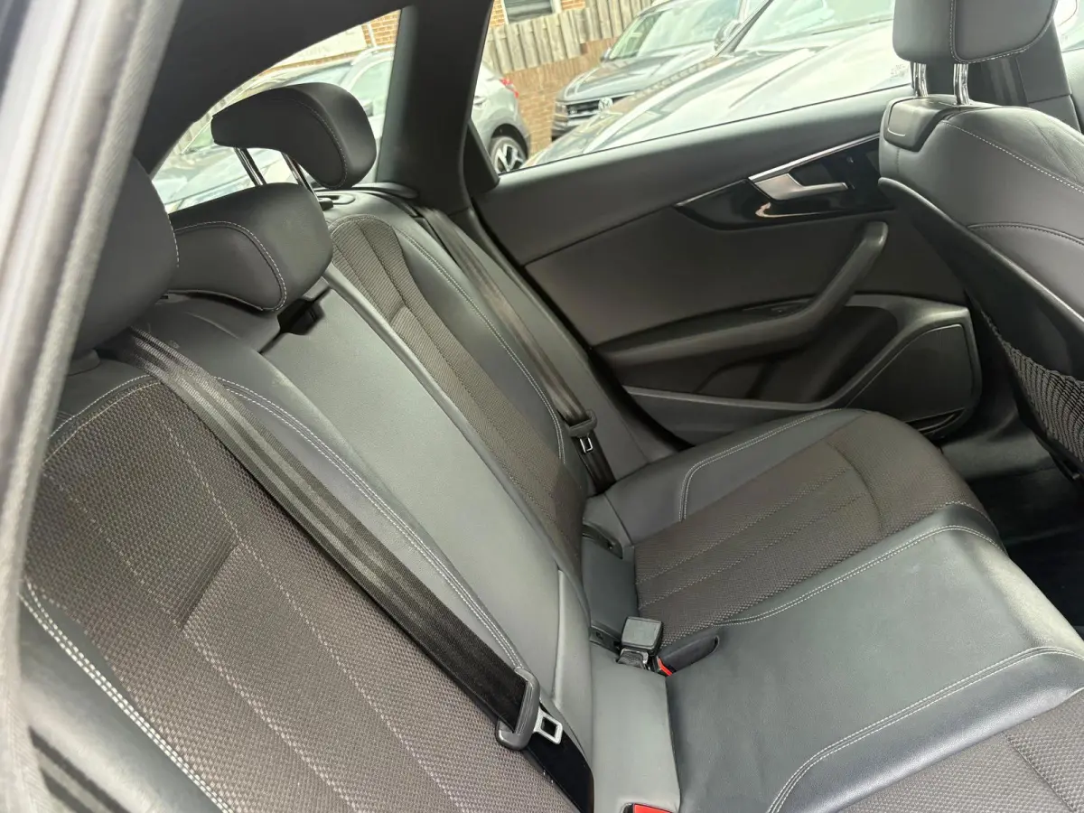 35 TFSI S-LINE NAVI/CARPLAY/CRUISE/MATRIX/VIRTUAL