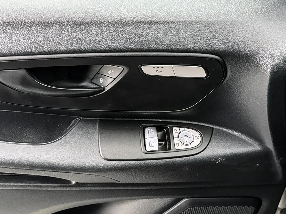 116 CDI Lang Automaat Led Navigatie Trekhaak Carplay Certified garantie