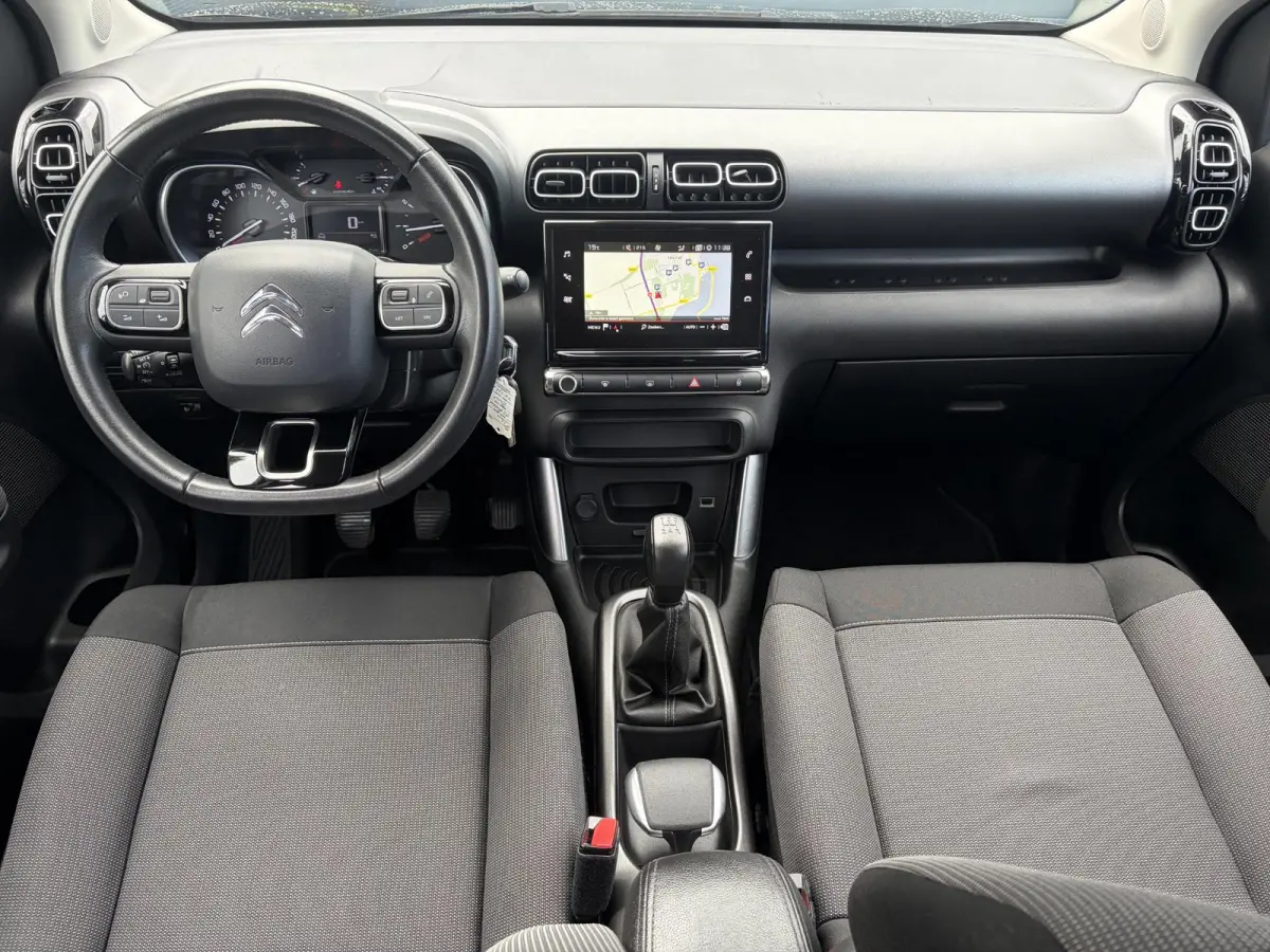1.2 PureTech Feel ✓Draadloze telefoonlader✓Carplay✓Navi✓Clima✓Cruise ✓Pdc✓Lm velgen✓2e Eigenaar✓Net beurt gehad✓Lm velgen✓N.A.P✓Apk tot 10-2027