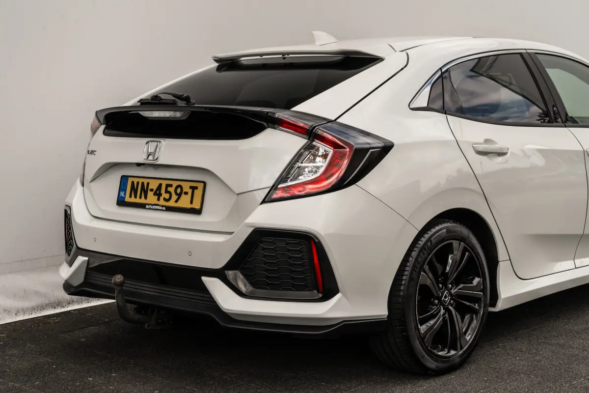 1.0 i-VTEC Executive | Leder | Panoramadak | Trekhaak | Carplay | LED | Org. NL