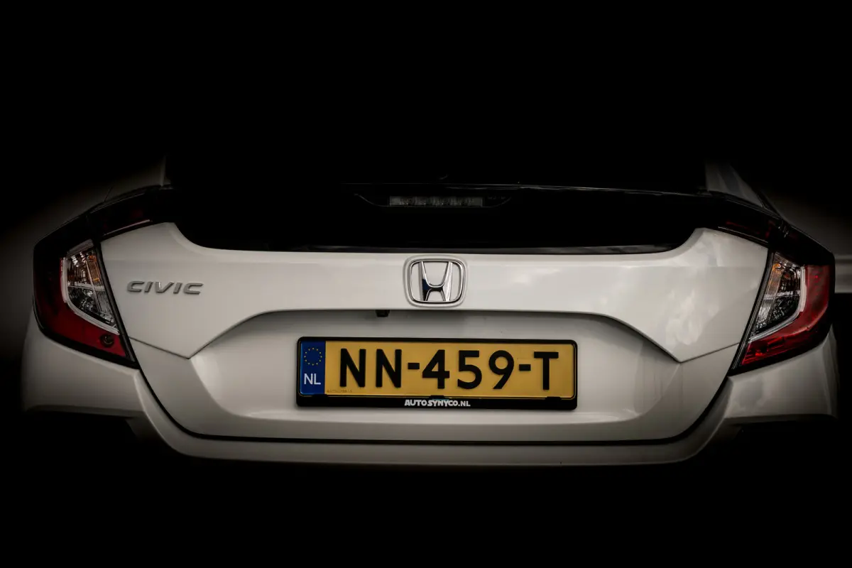 1.0 i-VTEC Executive | Leder | Panoramadak | Trekhaak | Carplay | LED | Org. NL