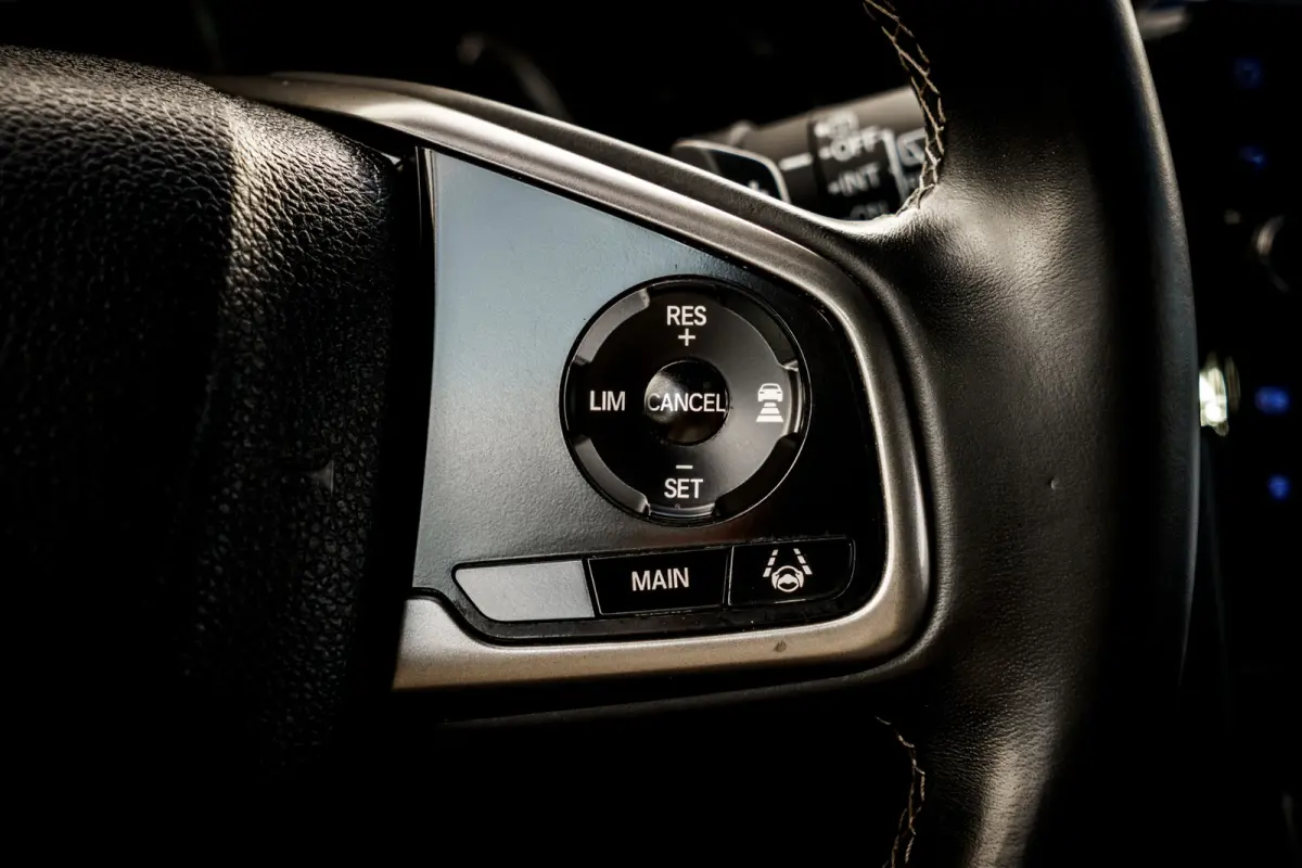 1.0 i-VTEC Executive | Leder | Panoramadak | Trekhaak | Carplay | LED | Org. NL