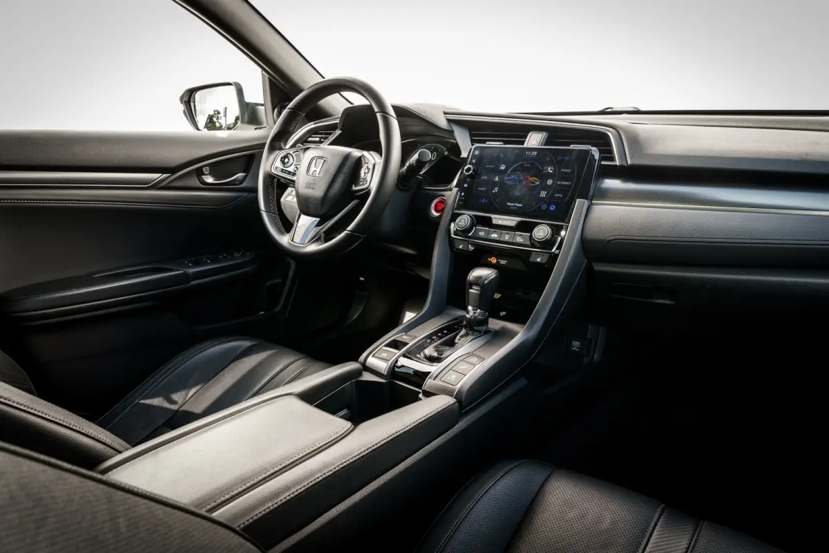 1.0 i-VTEC Executive | Leder | Panoramadak | Trekhaak | Carplay | LED | Org. NL