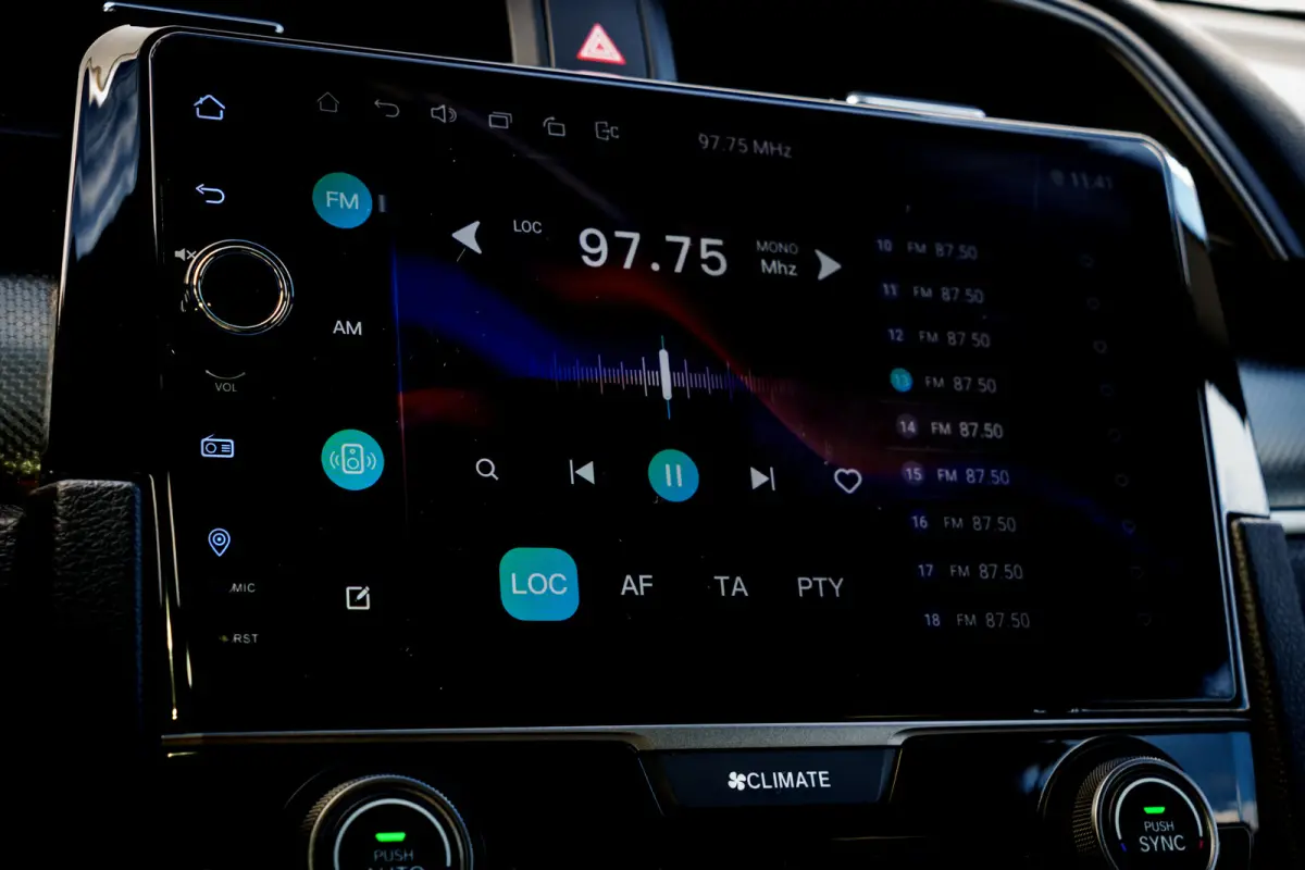 1.0 i-VTEC Executive | Leder | Panoramadak | Trekhaak | Carplay | LED | Org. NL