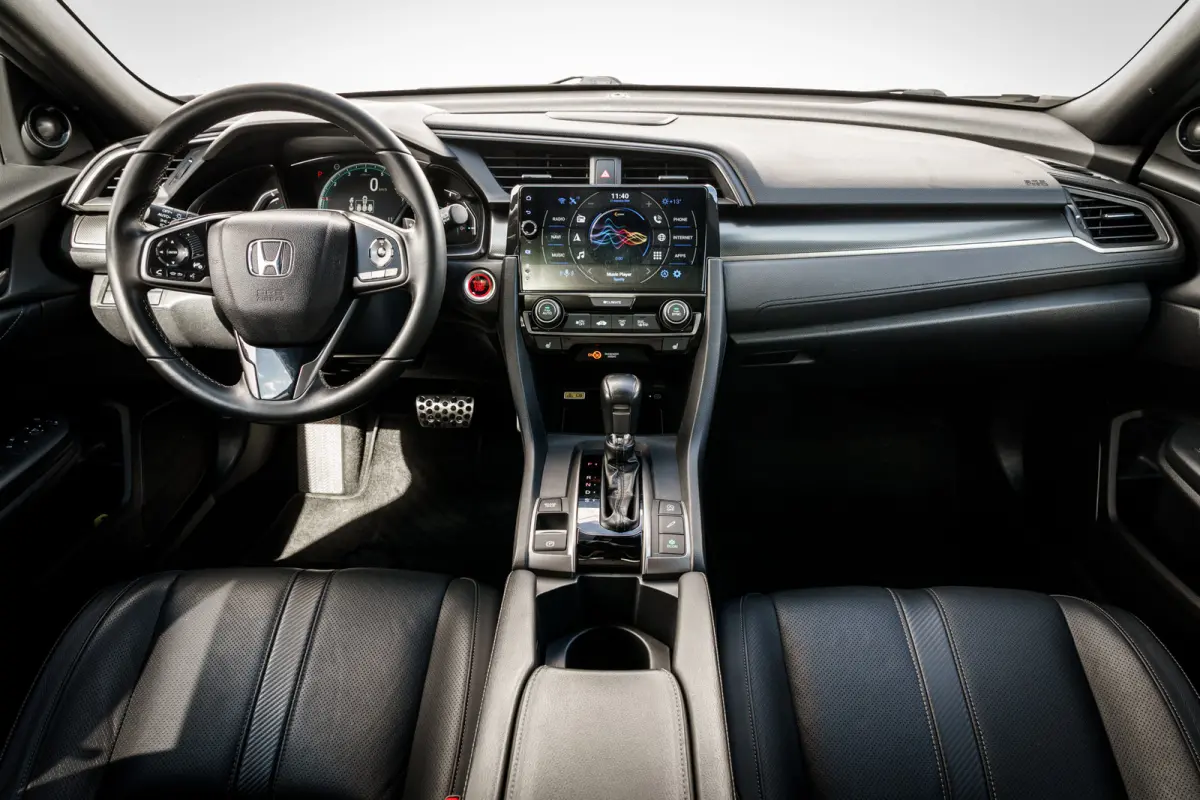 1.0 i-VTEC Executive | Leder | Panoramadak | Trekhaak | Carplay | LED | Org. NL