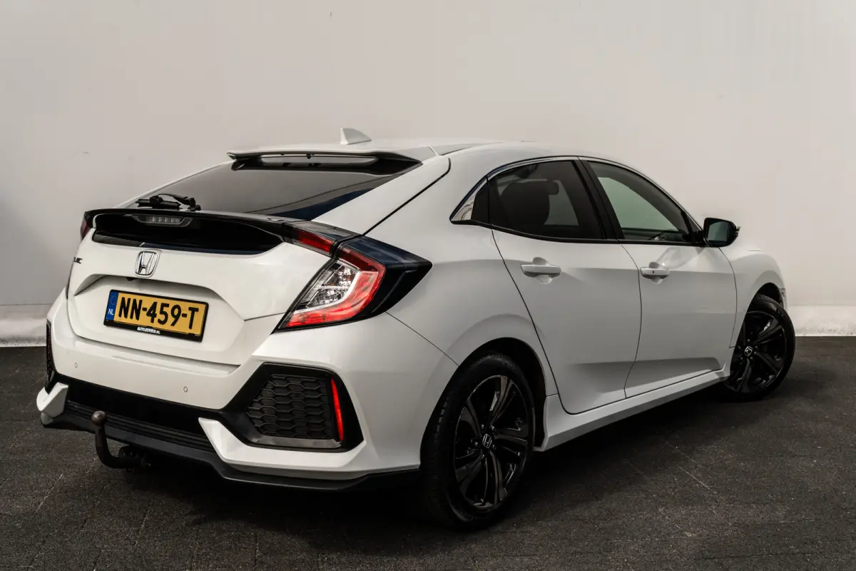 1.0 i-VTEC Executive | Leder | Panoramadak | Trekhaak | Carplay | LED | Org. NL