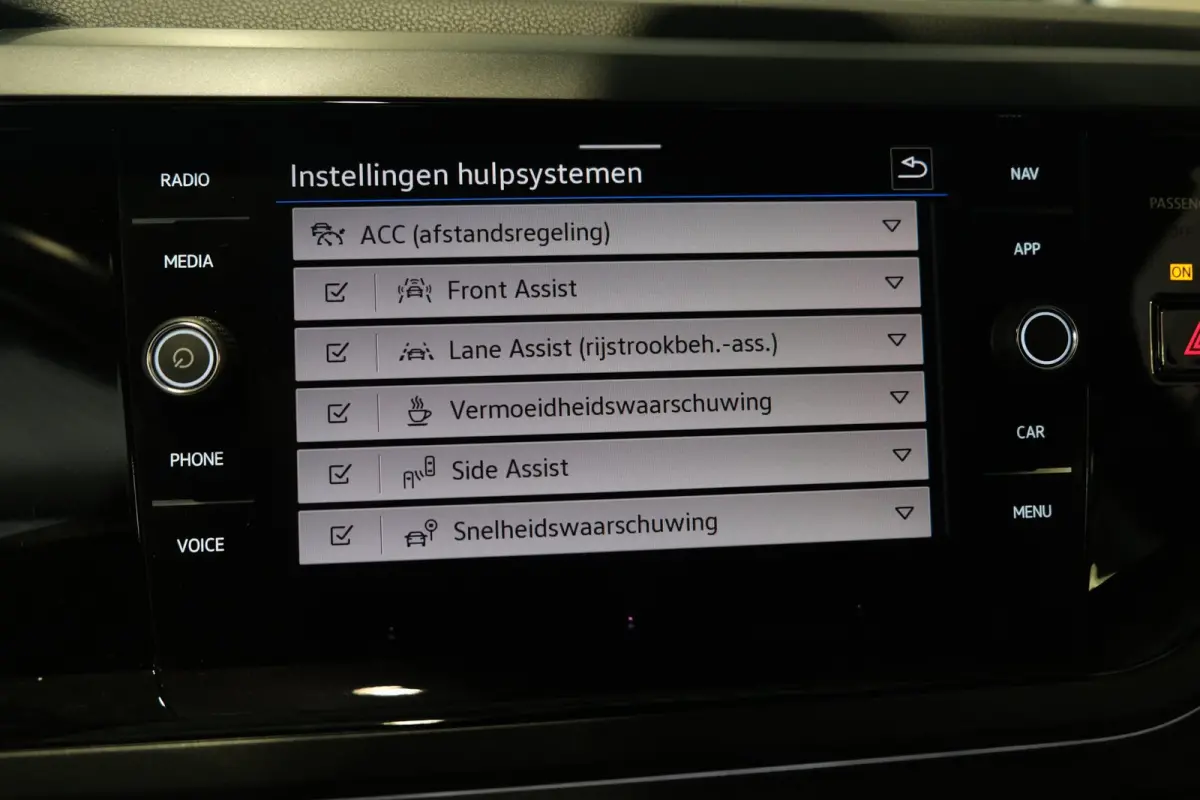 1.0 TSI 2x R-Line DSG 116PK Facelift Black Style Virtual Cam ACC