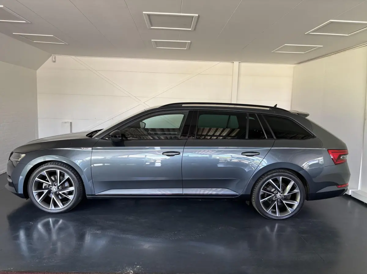 1.4 TSI iV Sportline Business 19",Virtual,2x memory-stoel