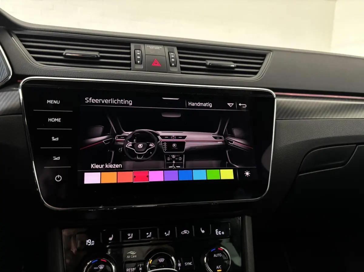 1.4 TSI iV Sportline Business 19",Virtual,2x memory-stoel