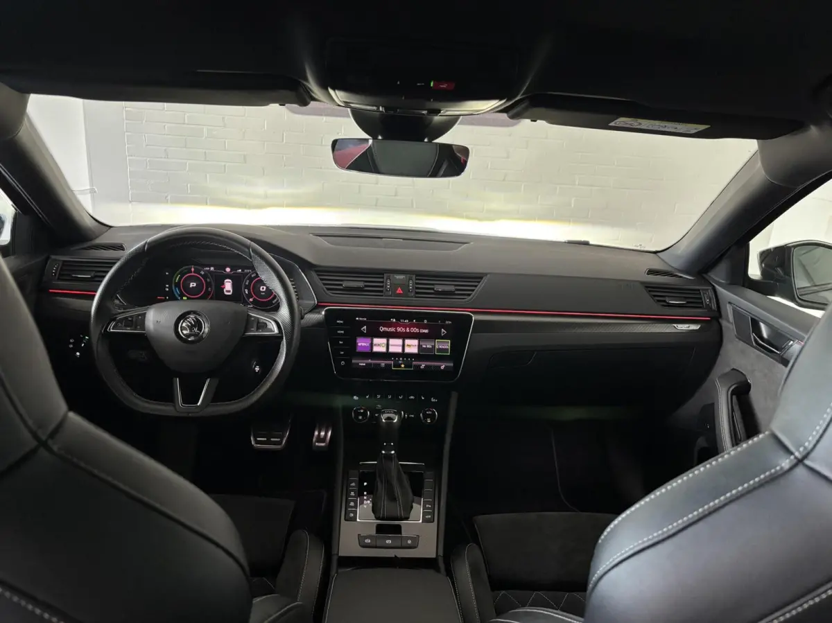 1.4 TSI iV Sportline Business 19",Virtual,2x memory-stoel