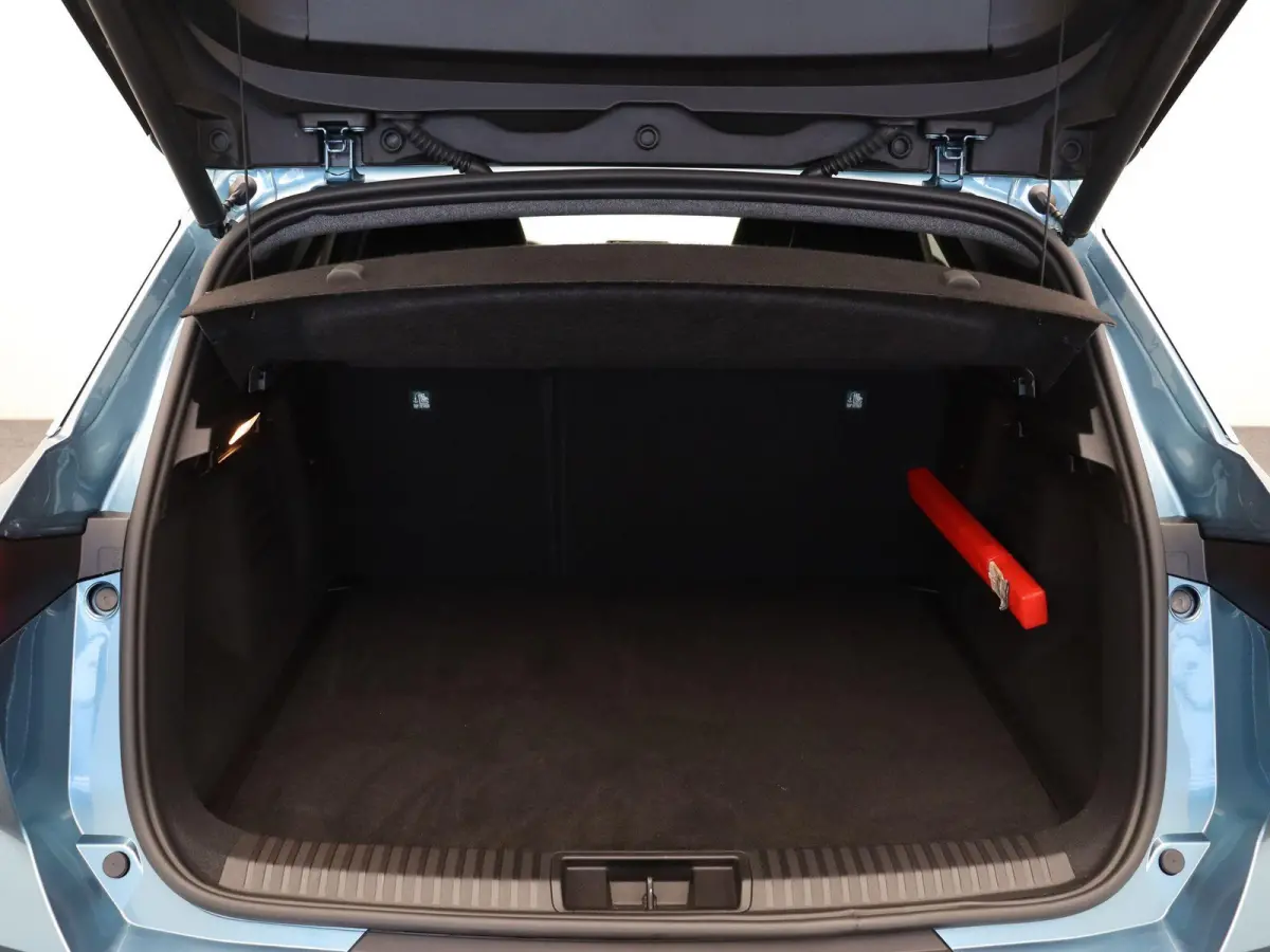 1.8 E-Tech full hybrid 160 iconic | Raam Verwarming | Stoel en Stuur Verwarming | Automatische Kofferklep |