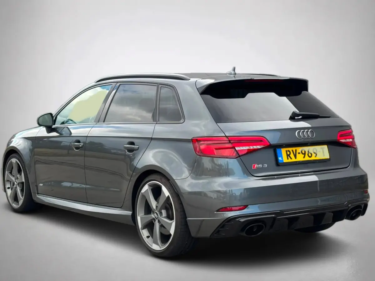 2.5 TFSI RS 3 quattro (FACE-LIFT, Perfect OndH, Keramisch, B&O, StoelV, Navi, Digitale Dash, Etc)