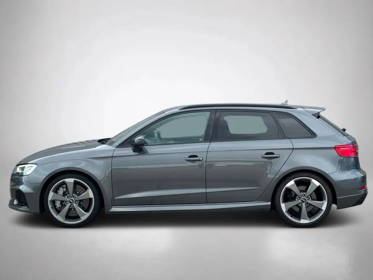 2.5 TFSI RS 3 quattro (FACE-LIFT, Perfect OndH, Keramisch, B&O, StoelV, Navi, Digitale Dash, Etc)