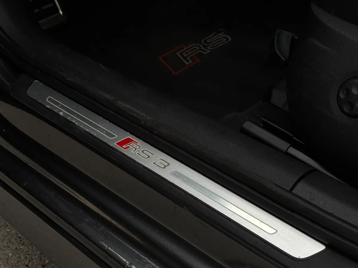 2.5 TFSI RS 3 quattro (FACE-LIFT, Perfect OndH, Keramisch, B&O, StoelV, Navi, Digitale Dash, Etc)