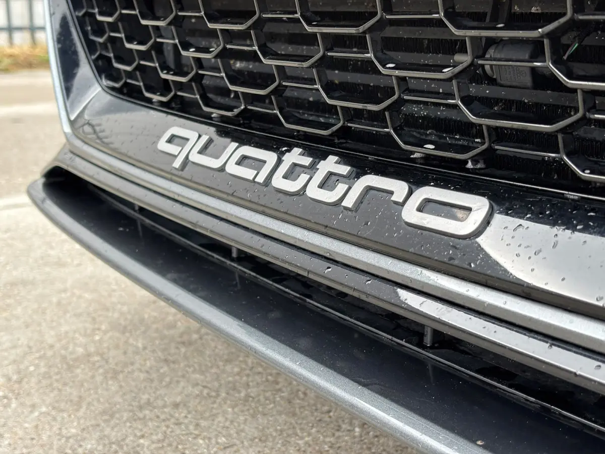 2.5 TFSI RS 3 quattro (FACE-LIFT, Perfect OndH, Keramisch, B&O, StoelV, Navi, Digitale Dash, Etc)