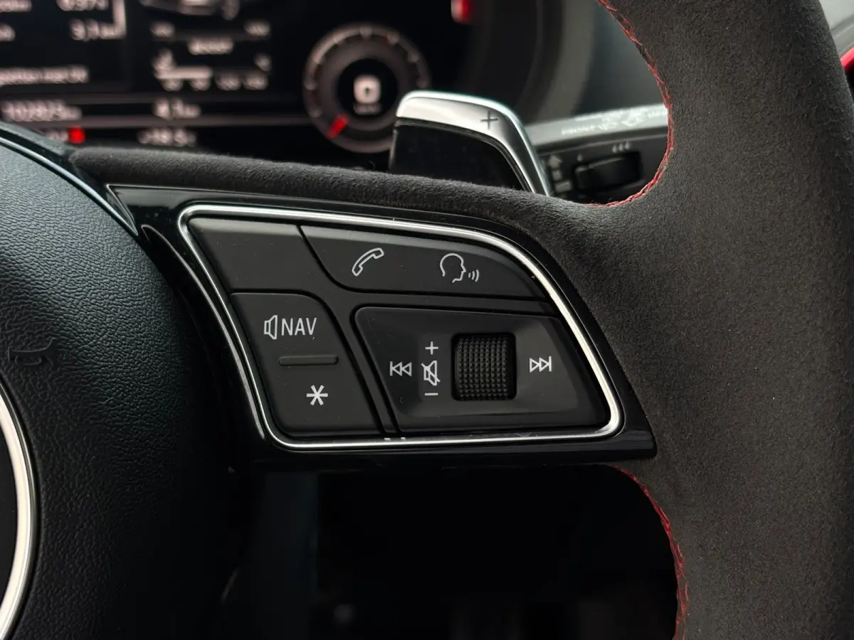 2.5 TFSI RS 3 quattro (FACE-LIFT, Perfect OndH, Keramisch, B&O, StoelV, Navi, Digitale Dash, Etc)