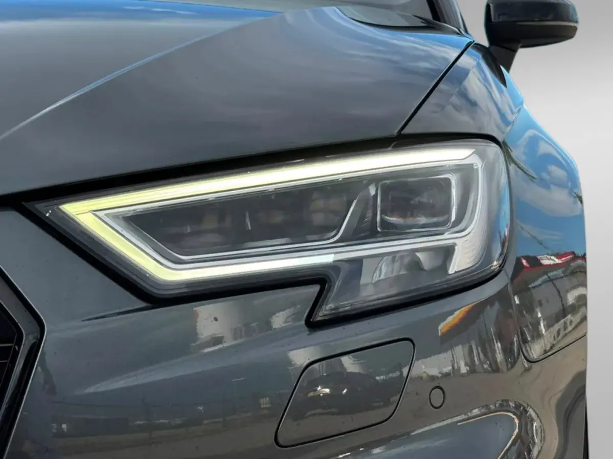 2.5 TFSI RS 3 quattro (FACE-LIFT, Perfect OndH, Keramisch, B&O, StoelV, Navi, Digitale Dash, Etc)