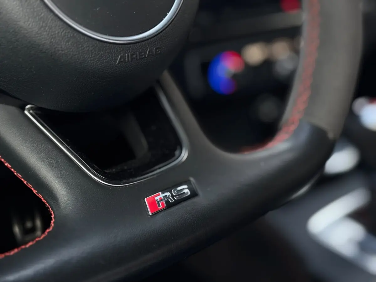 2.5 TFSI RS 3 quattro (FACE-LIFT, Perfect OndH, Keramisch, B&O, StoelV, Navi, Digitale Dash, Etc)