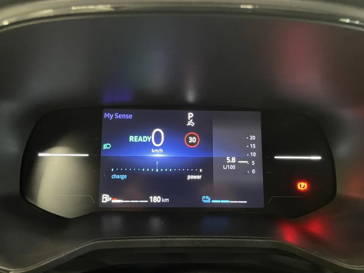 1.6 E-Tech Full Hybrid Aut. 145pk Techno 360 Camera Full LED Matrix Easy Link Digitaal Dashboard Climate Stoelverwarming Stuurverwarming Keyless Privacy Glass 16 inch LM Velgen