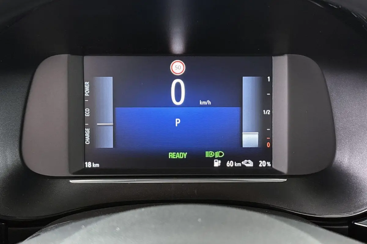 Electric Long Range Edition 51 kWh Achteruitrijcamera Apple CarPlay Parkeersensoren Voor en Achter
